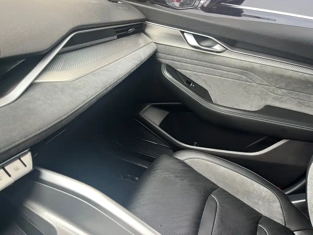Geely Xingrui — миниатюра 13