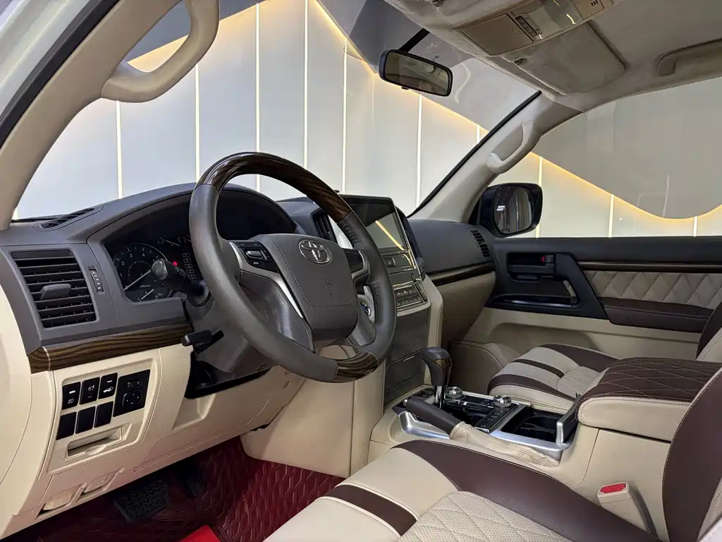 Toyota Land Cruiser — миниатюра 14