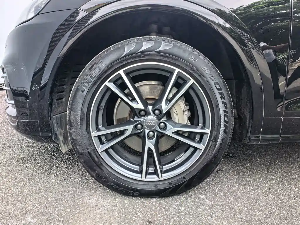 Audi Q5L — миниатюра 17