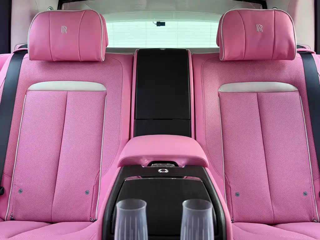 Rolls-Royce Cullinan — миниатюра 29