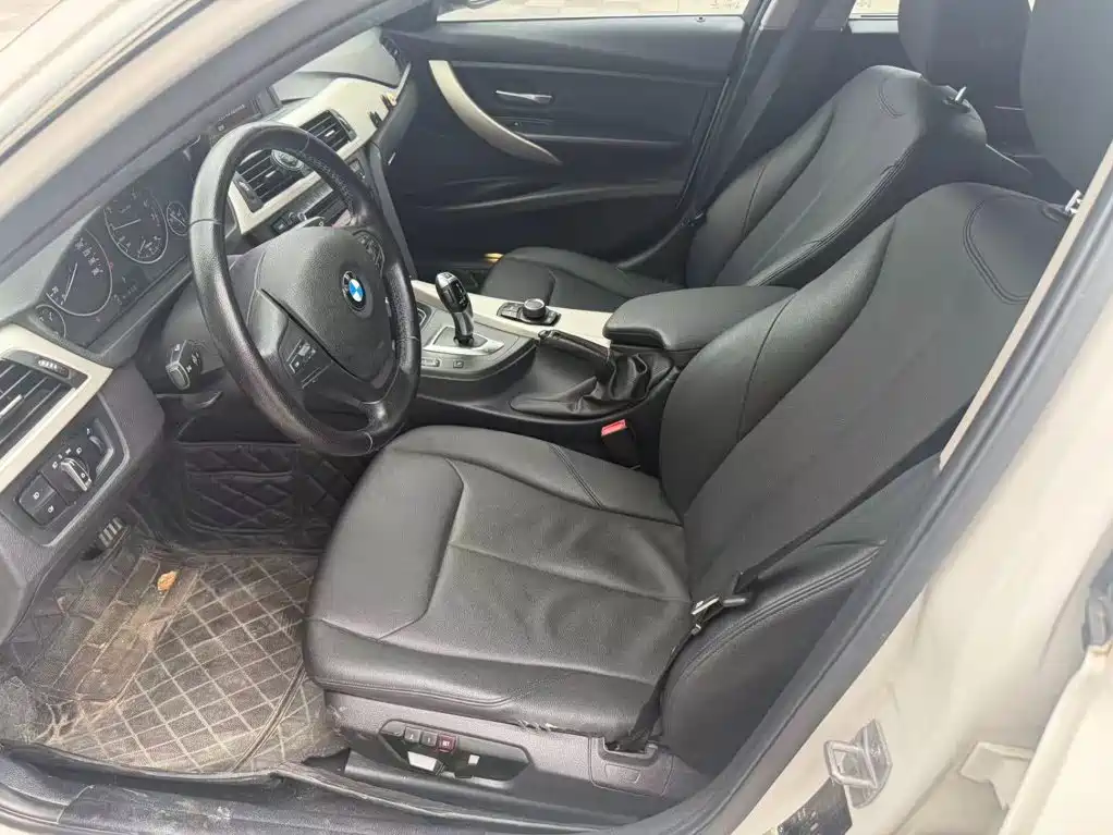 BMW 3 Series — миниатюра 4