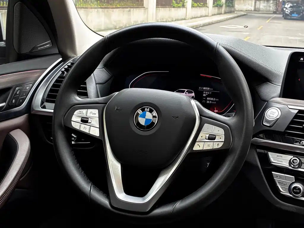 BMW X3 — миниатюра 20