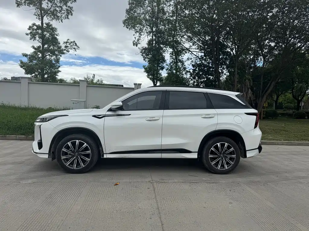 Changan CS75 PLUS — миниатюра 7