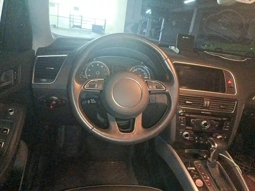 Audi Q5 — миниатюра 3
