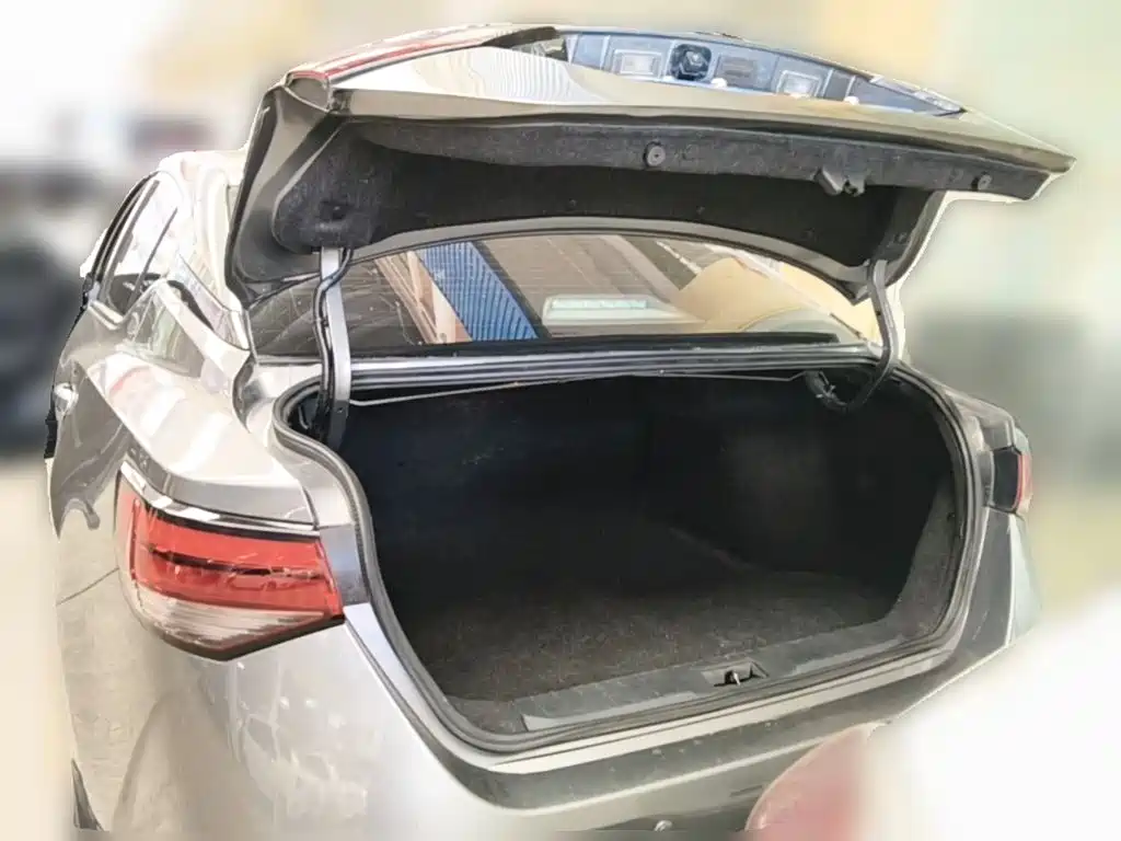 Nissan Sylphy — миниатюра 24