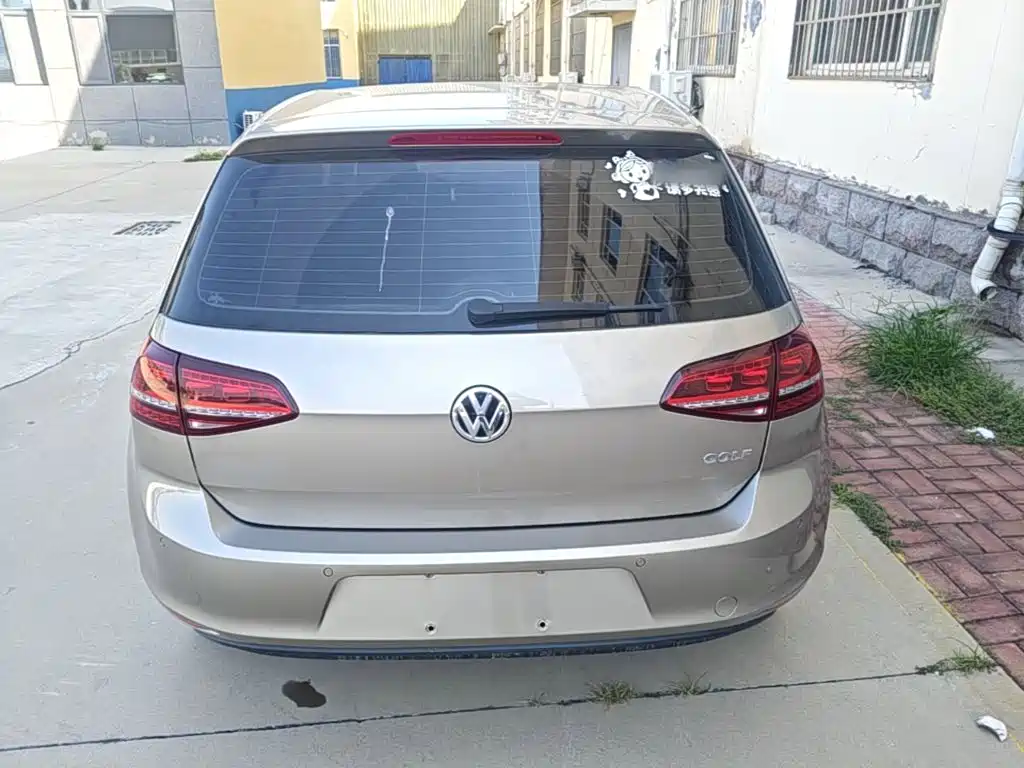 Volkswagen Golf — миниатюра 6
