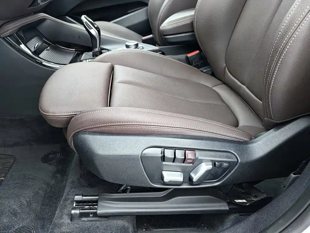 BMW X1 — миниатюра 20