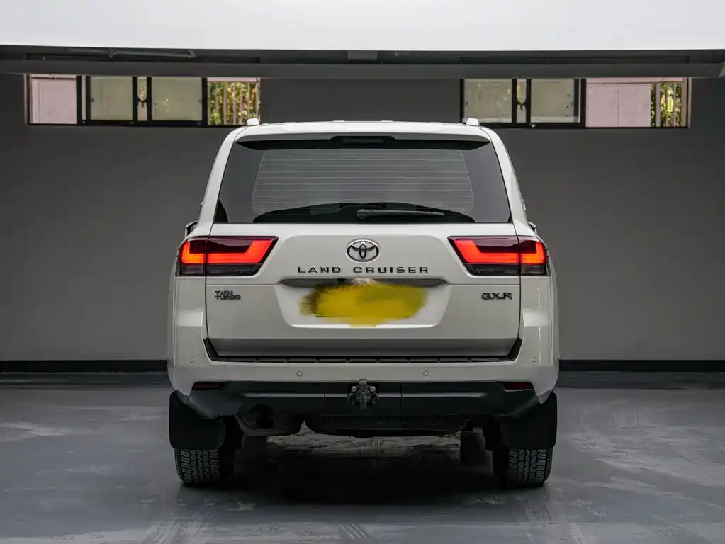 Toyota Land Cruiser — миниатюра 4