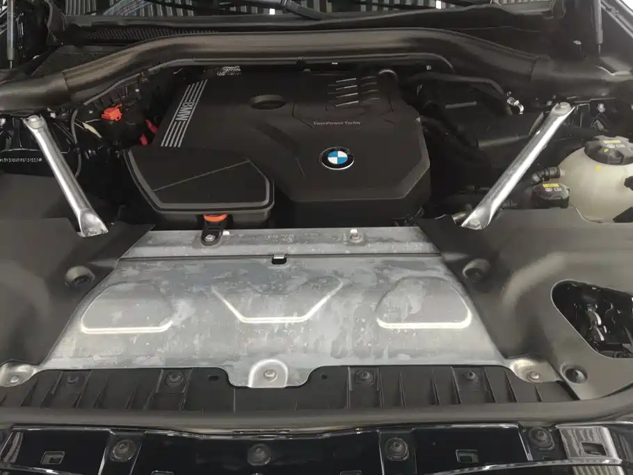 BMW X3 — миниатюра 10
