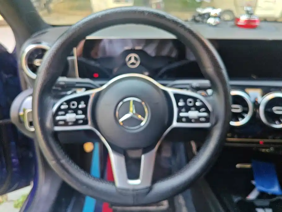 Mercedes-Benz A-Class — миниатюра 15