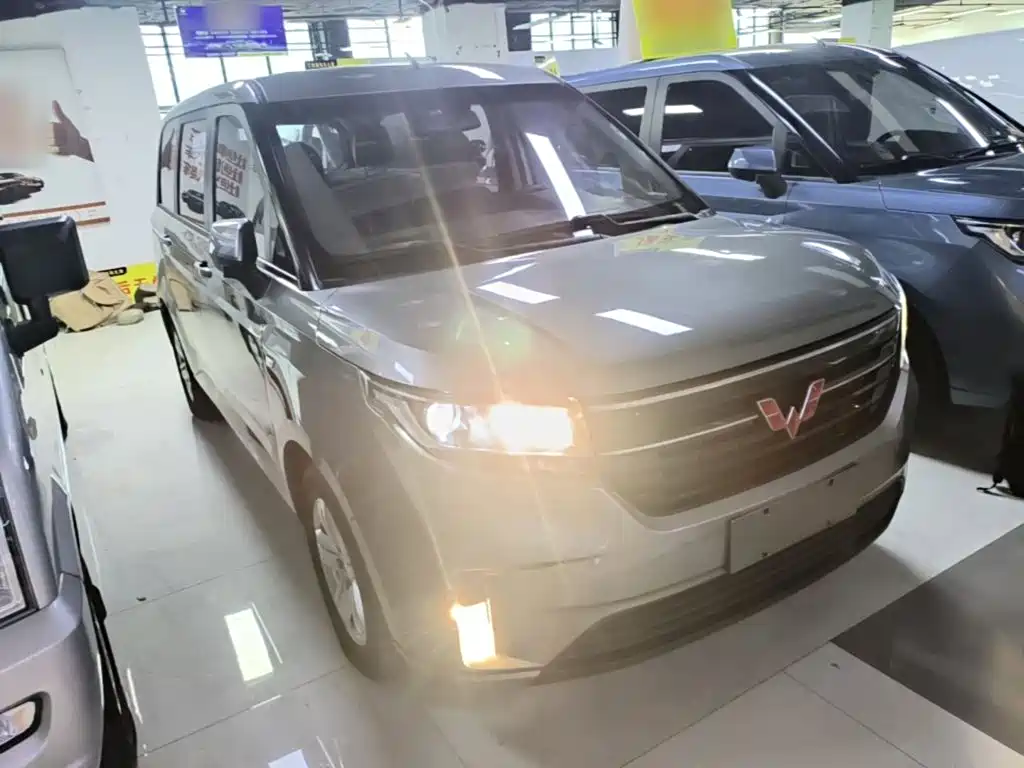 Wuling Hongguang PLUS — миниатюра 4