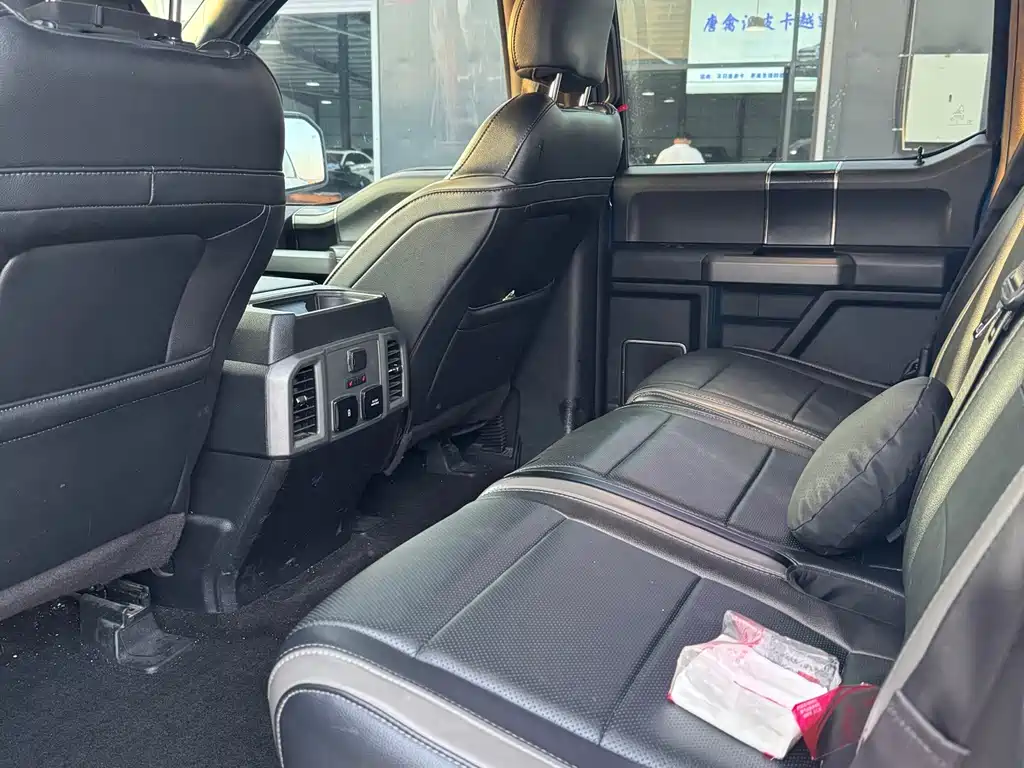 Ford F-150 Raptor — миниатюра 5
