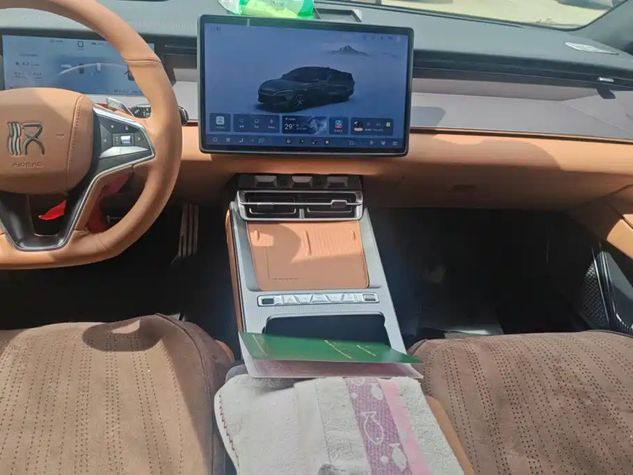 BYD Хань Ли — миниатюра 13