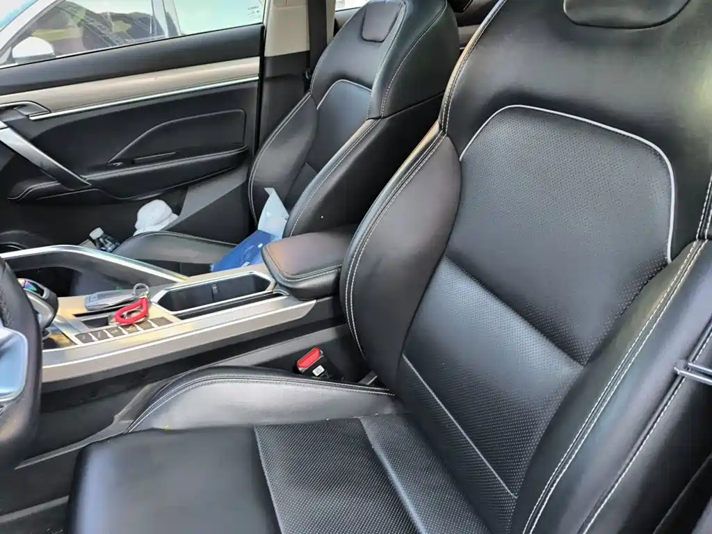 Geely Binyue — миниатюра 16