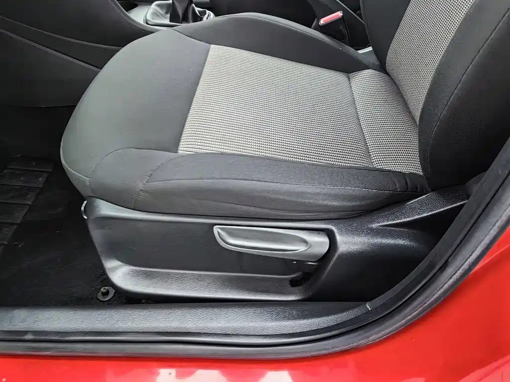 Volkswagen Polo — миниатюра 20