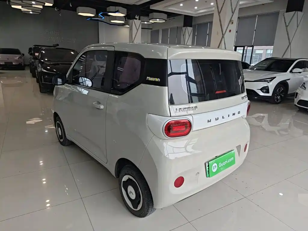 Wuling MINIEV — миниатюра 5