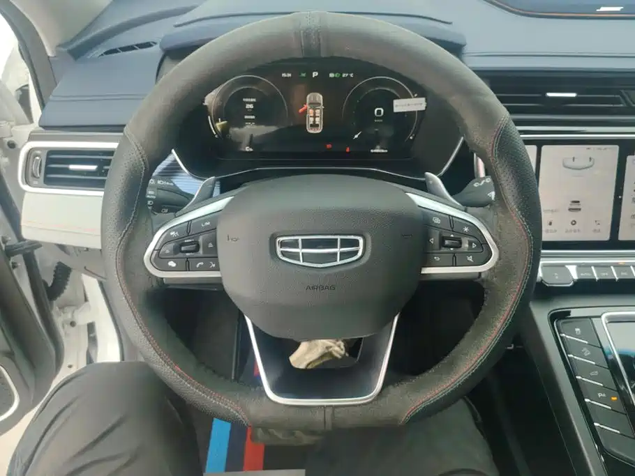 Geely Boyue — миниатюра 15