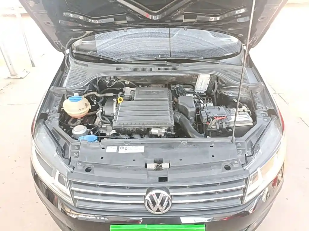 Volkswagen Santana — миниатюра 20