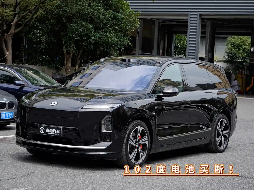 NIO ES8