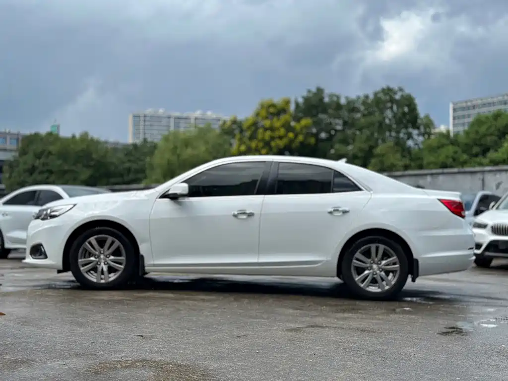 Chevrolet Malibu — миниатюра 23