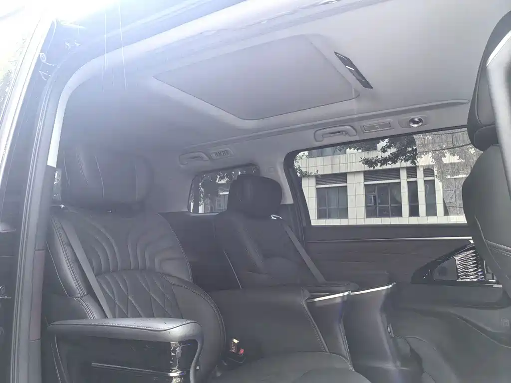 GAC Motor Trumpchi M8 — миниатюра 2