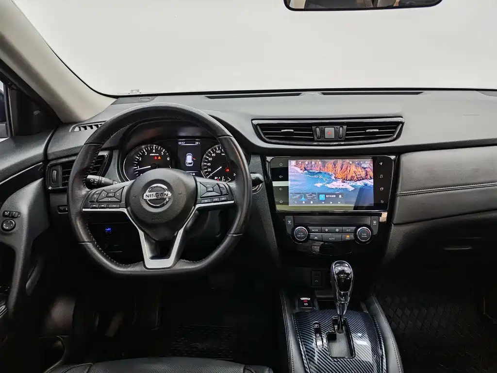 Nissan X-Trail — миниатюра 10