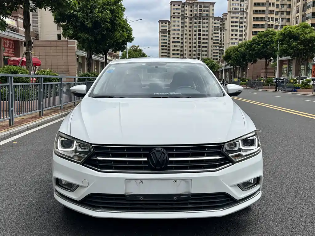 Volkswagen Bora — миниатюра 2