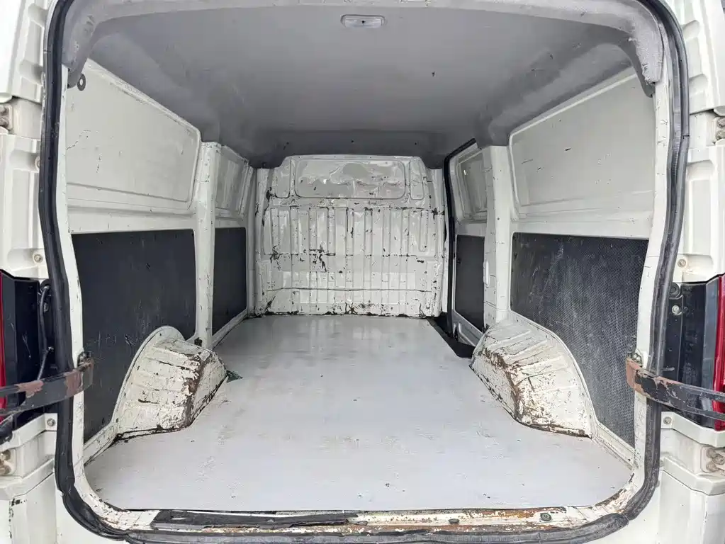 Geely Shuailing — миниатюра 10
