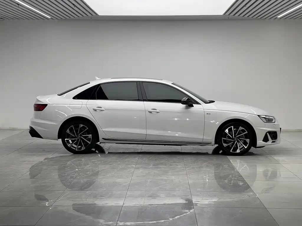 Audi A4L — миниатюра 8
