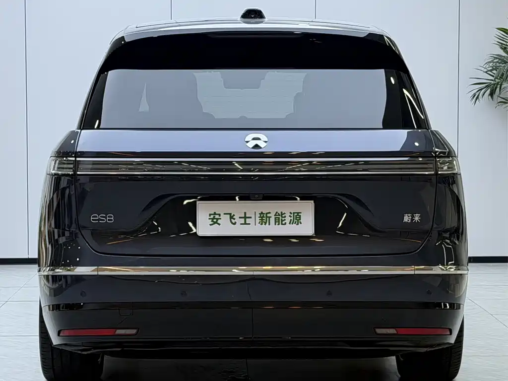 NIO ES8 — миниатюра 18