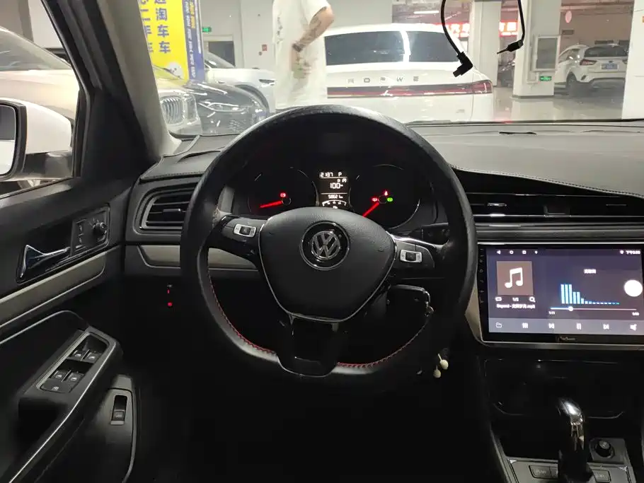Volkswagen Lavida — миниатюра 15