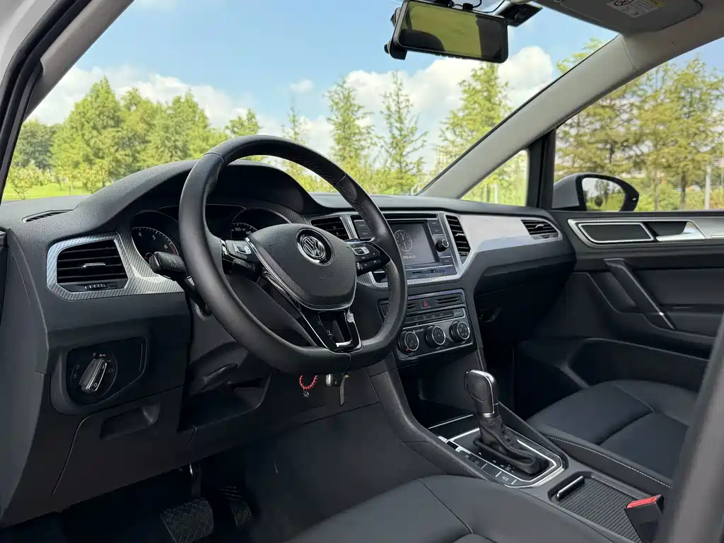 Volkswagen Golf Sportsvan — миниатюра 6