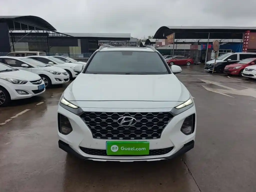 Hyundai Santa Fe — миниатюра 3