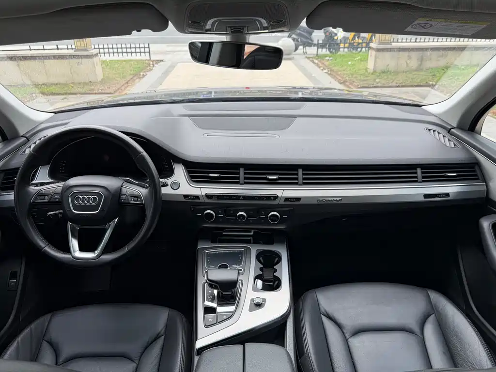 Audi Q7 — миниатюра 8