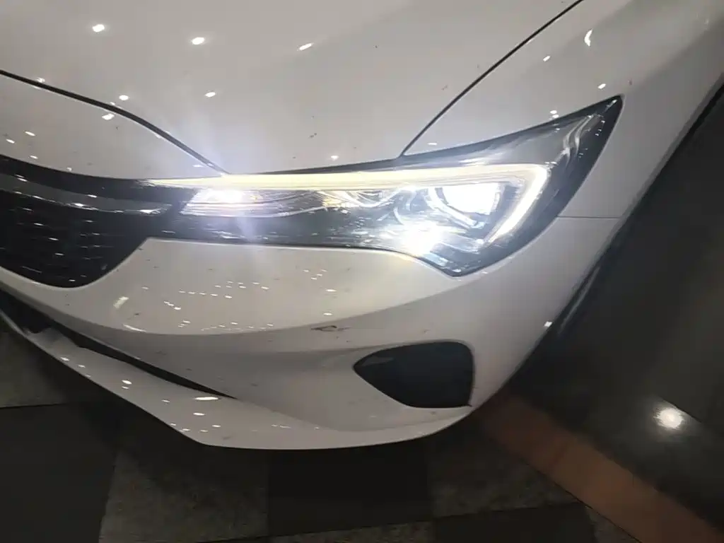 Buick Verano — миниатюра 24