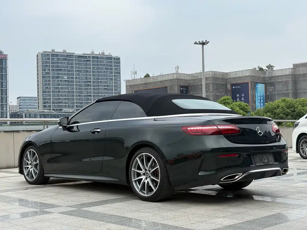 Mercedes-Benz E-Class (Import) — миниатюра 14
