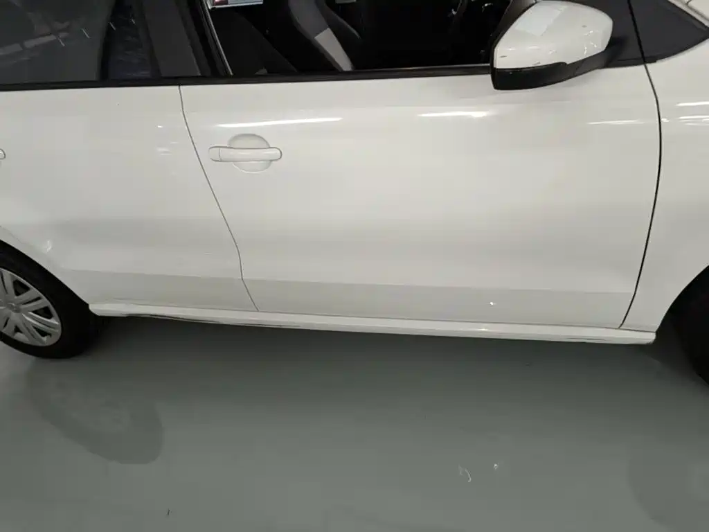 Volkswagen Polo — миниатюра 21