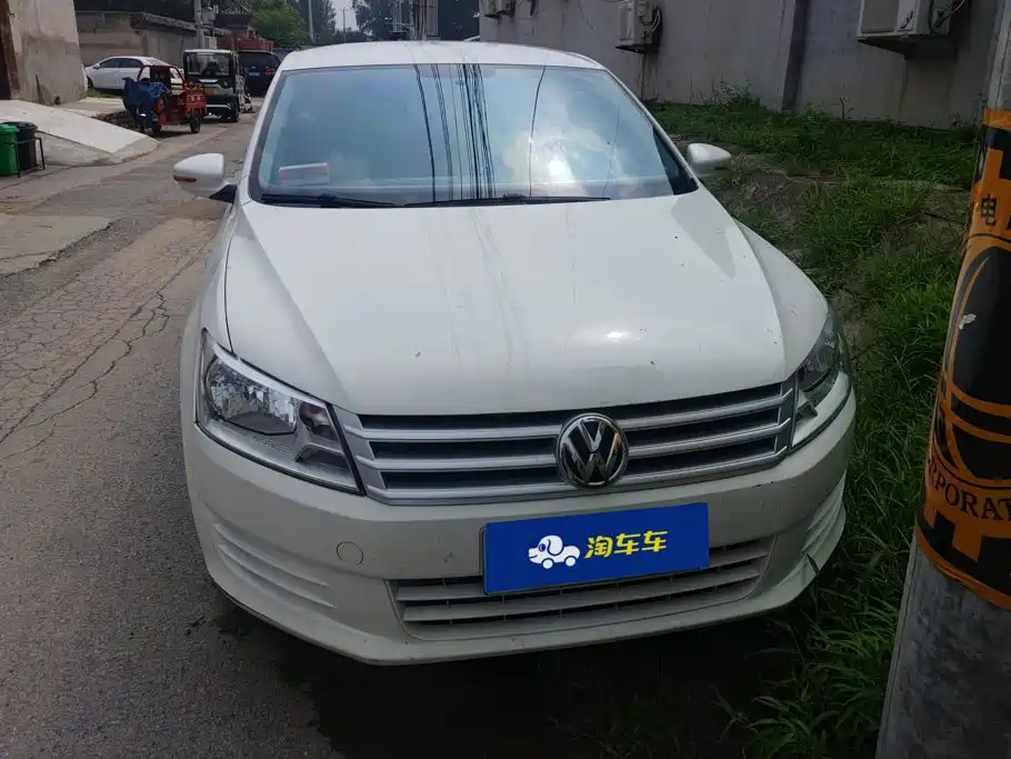 Volkswagen Santana — миниатюра 2