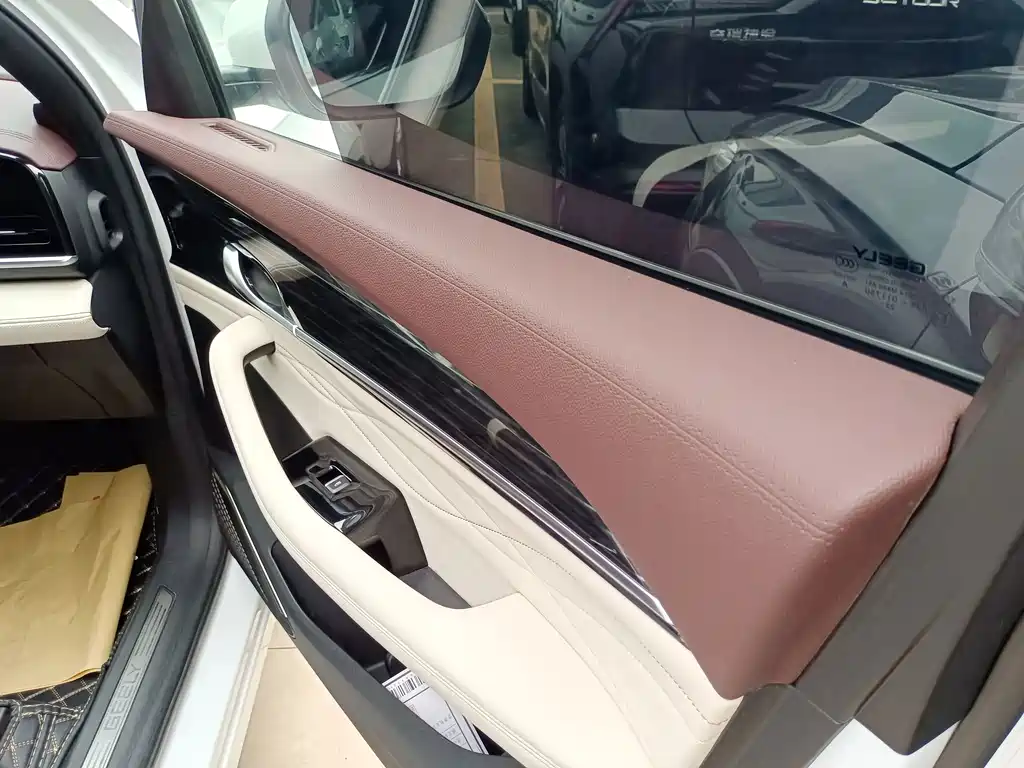 Geely Xingyue L — миниатюра 9
