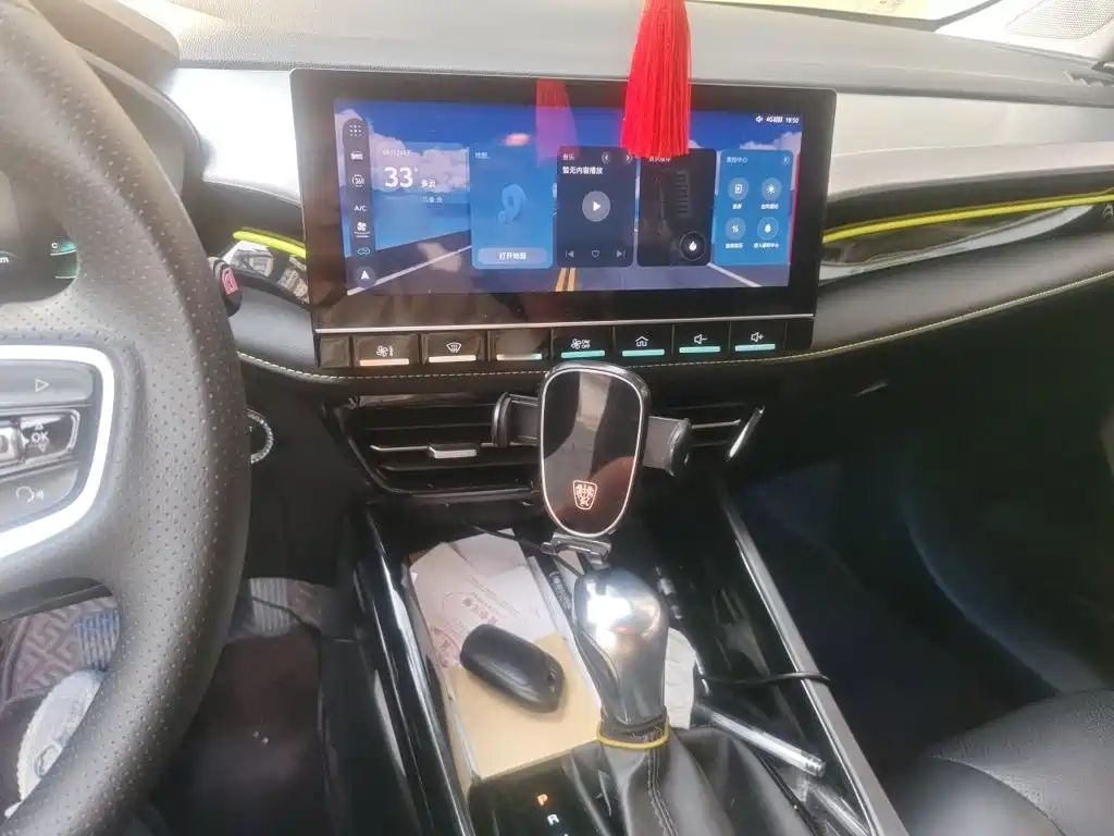 Roewe i5 — миниатюра 6