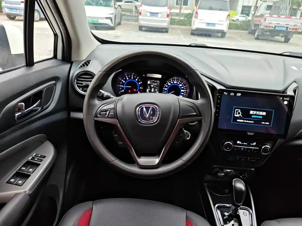 Changan CS15 — миниатюра 11