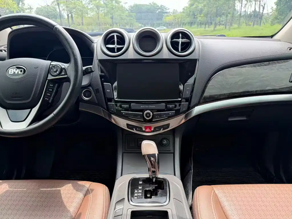BYD S7 — миниатюра 9