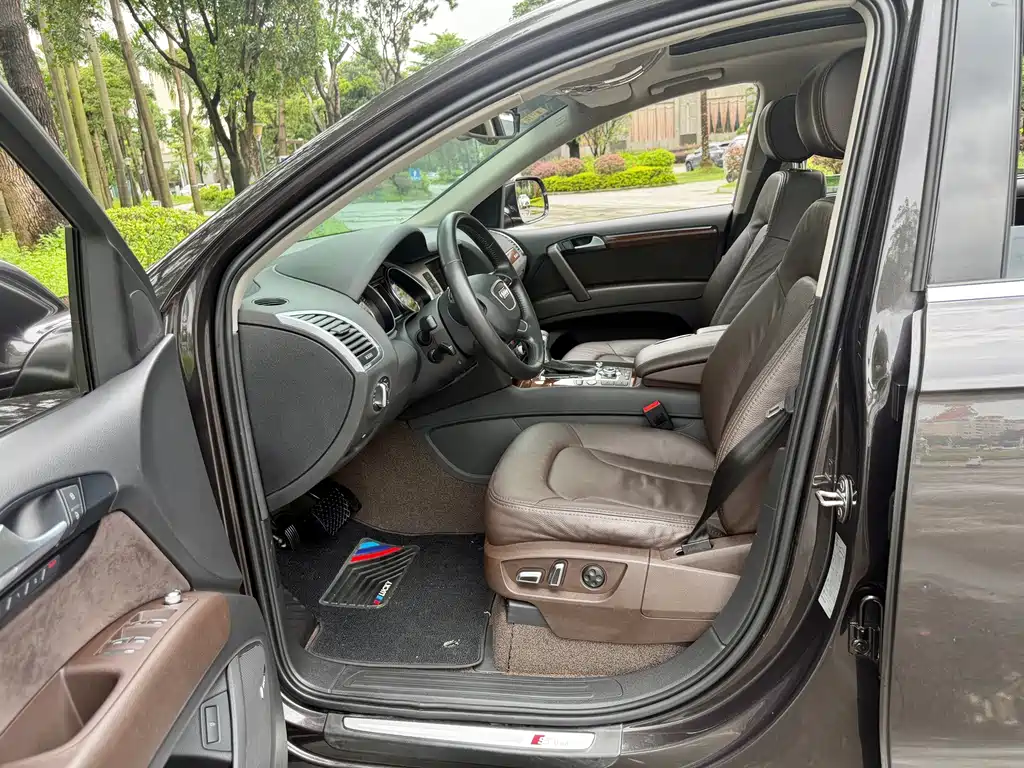 Audi Q7 — миниатюра 17