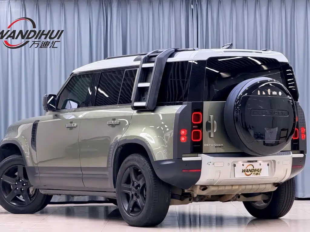 Land Rover Defender — миниатюра 16