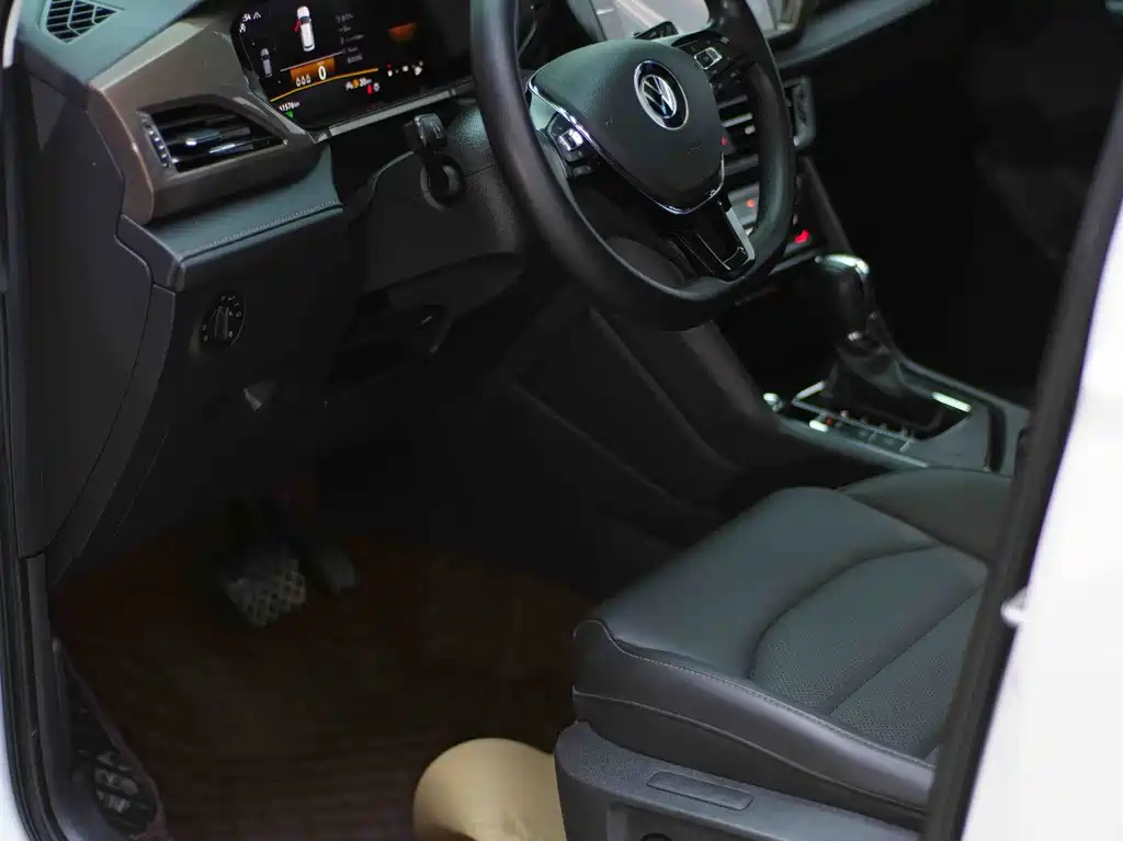 Volkswagen Tharu — миниатюра 19