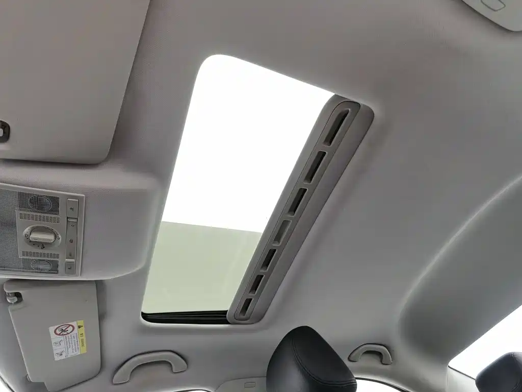 Volkswagen Jetta — миниатюра 14
