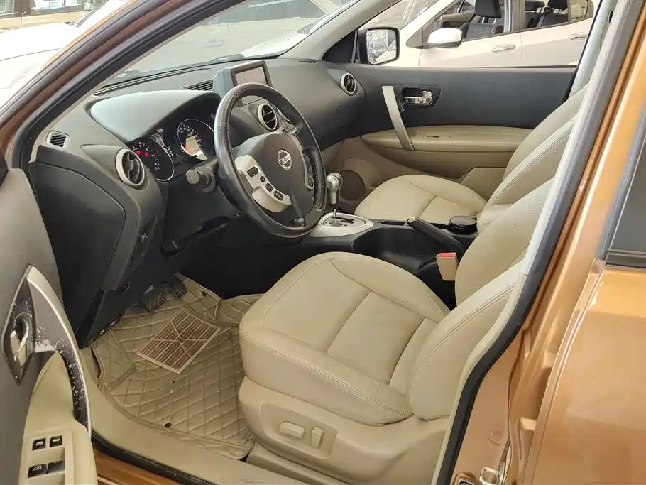 Nissan Qashqai 2011 2.0XV CVT 2WD