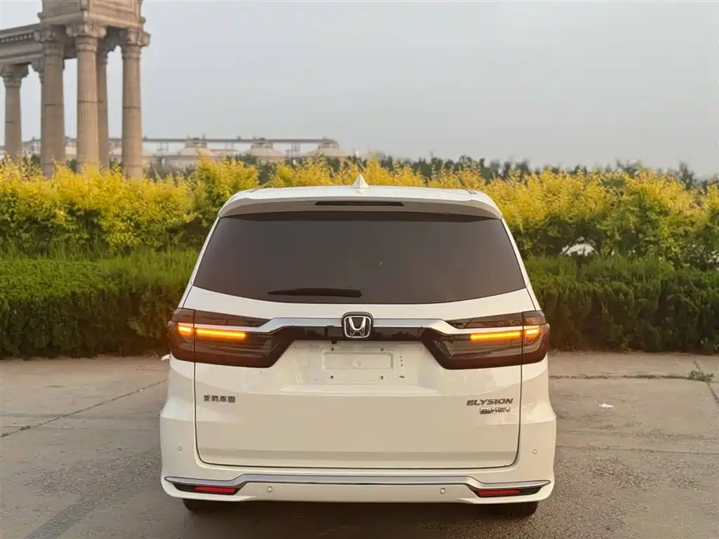 Honda Elysion 2022 2.0L e:HEV Luxury