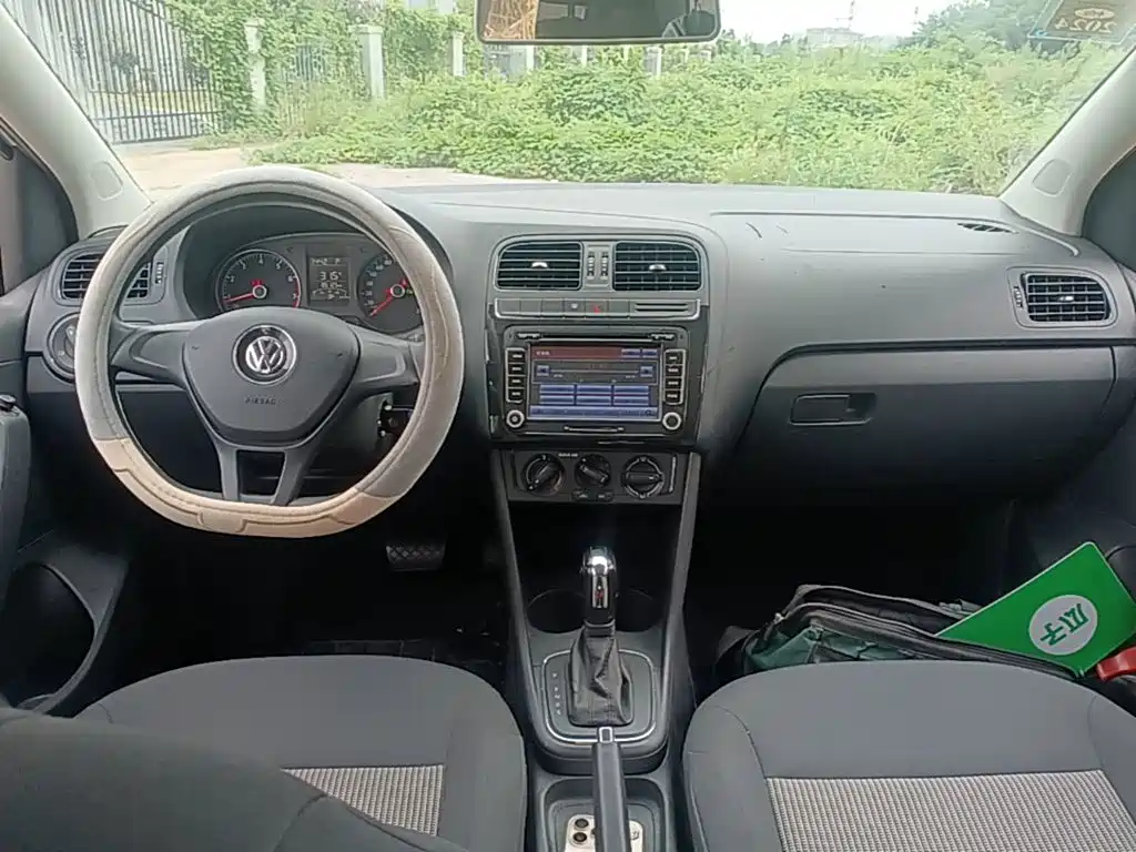 Volkswagen Polo — миниатюра 10