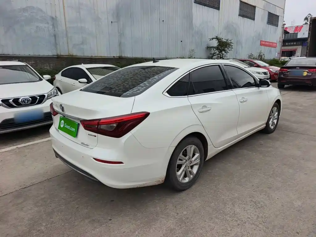 Changan Eado — миниатюра 7